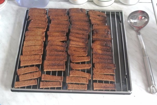 Рецепт кваса из бородинского хлеба.