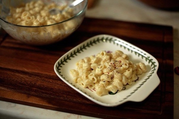 Макароны с сыром.