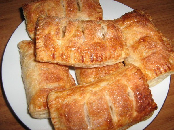 Воздушные слойки с яблоками Воздушные слойки с яблоками
