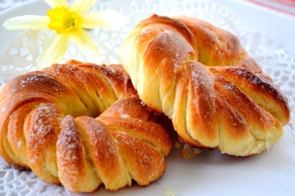 Сахарные веночки.