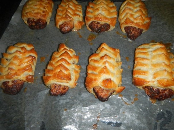 Котлеты в слоеном тесте или вкусные Ежики из фарша и теста