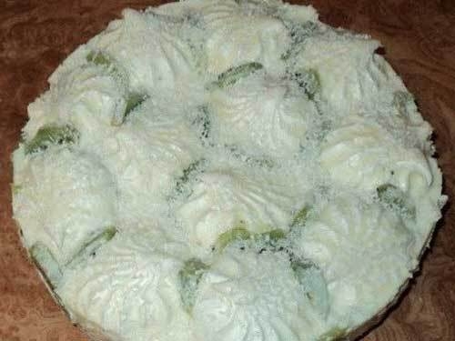 Зефирный торт с киви, который не нужно выпекать Зефирный торт с киви, который не нужно выпекать
