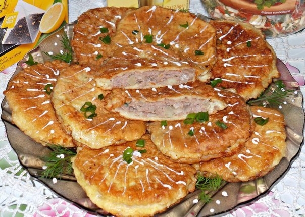 Отбивные из фарша в вафлях,как всегда в яичном кляре. Получаются очень нежные,сочные и вкусные!) Отбивные из фарша в вафлях,как всегда в яичном кляре. Получаются очень нежные,сочные и вкусные!)