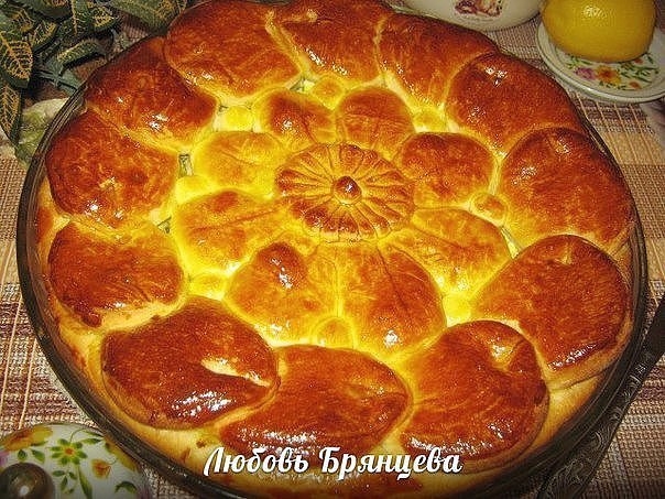 ДРОЖЖЕВЫЕ ПИРОГИ - С ПЫЛУ-ЖАРУ, С НАЧИНКОЙ ОТ ДУШИ
