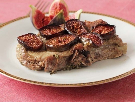 Маринованная свинина, запеченная с инжиром