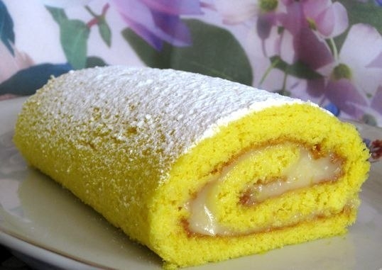 Лимонный рулет с кремом