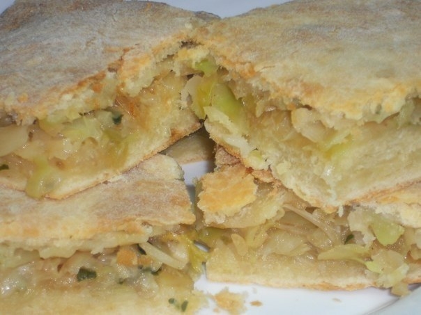 Пирог с капустой! Нежный и ароматный.Тесто упрощено для удобства,но вкус остается потрясающий.