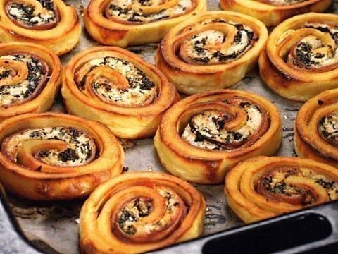 Рулет из картофеля со шпинатом Рулет из картофеля со шпинатом