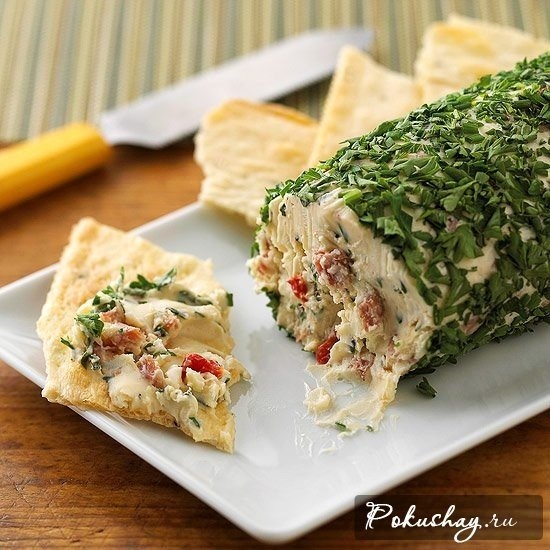 Сырное полено с травами и перцем