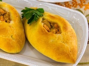 Расстегаи с красной рыбой