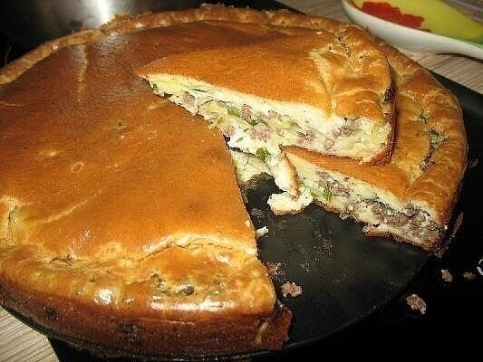Супер нежный пирог с капустой и мясом ! Делитесь рецептом с друзьями!