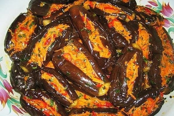 Рецепт соленых фаршированных баклажанов