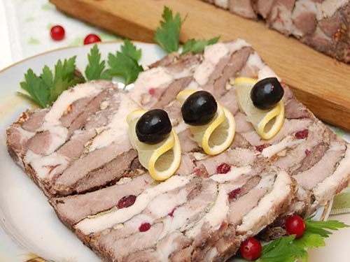 Праздничная мясная закуска