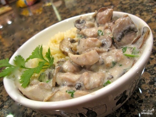 КУРИЦА С ГРИБАМИ В СОУСЕ КУРИЦА С ГРИБАМИ В СОУСЕ