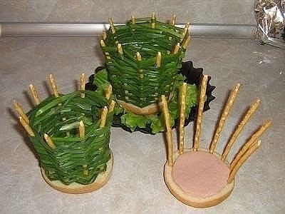 Салат "Корзинка с начинкой".