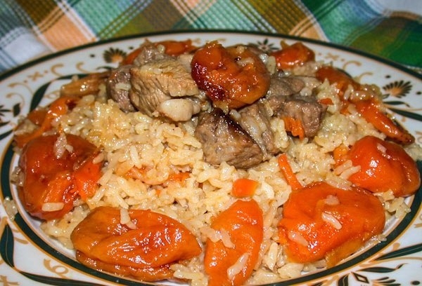 Плов с курагой