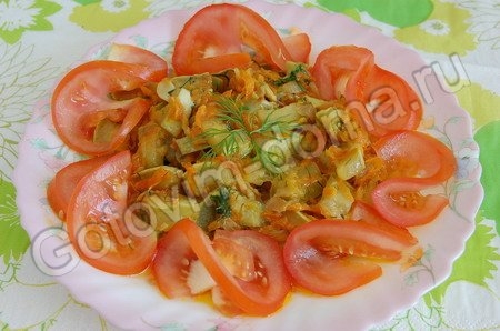 Кабачки, тушенные с морковью и луком