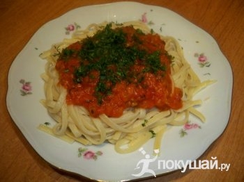 Отличное, сытное блюдо для поста - спагетти с овощными соусами. Один из них - острый томатный.