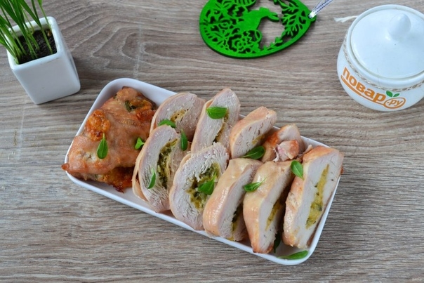 Куриные кармашки со шпинатом и чесноком Куриные кармашки со шпинатом и чесноком