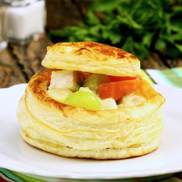 Слойки с овощами