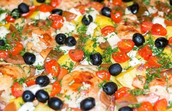 Барселона- удивительно красивое и вкусное блюдо из курицы с картофелем Барселона- удивительно красивое и вкусное блюдо из курицы с картофелем