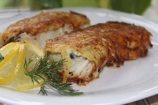 Рыбка в картофельно-сырной шубке Рыбка в картофельно-сырной шубке