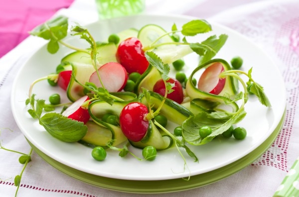 Салат из редиса. 10 простых рецептов