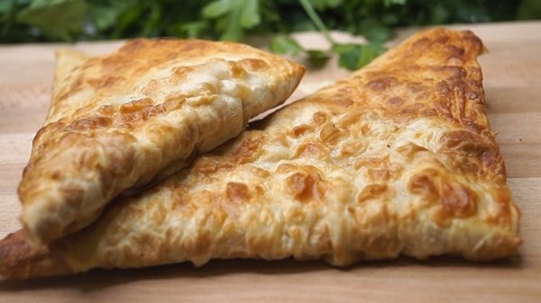 Быстрые пирожки из лаваша с фаршем.