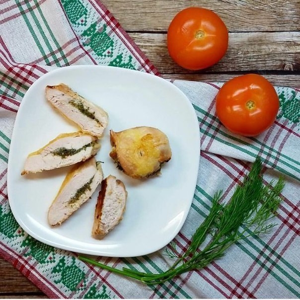 Простой рецепт курочки с сыром и укропом Простой рецепт курочки с сыром и укропом