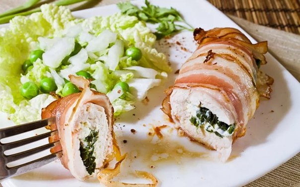 Куриная грудка, фаршированная шпинатом