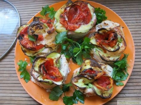 КУРИНЫЕ РУЛЕТИКИ-РОЗОЧКИ КУРИНЫЕ РУЛЕТИКИ-РОЗОЧКИ
