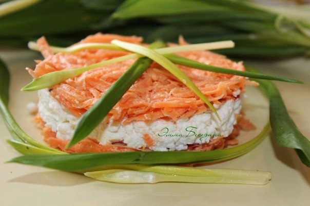 Салат с сыром Фета и морковью