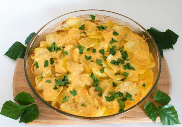 Картофель, запеченный в сметане