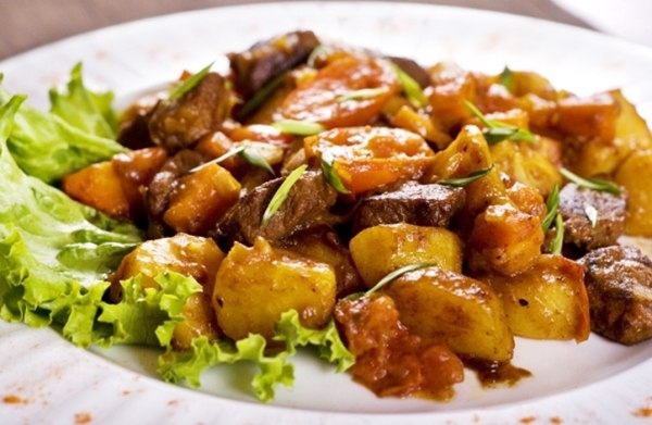 Жаркое по-домашнему с курицей