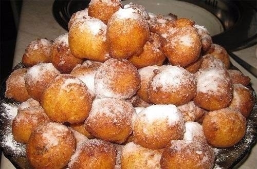 Пончики творожные.