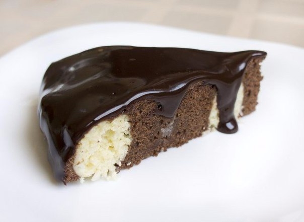 Шоколадно-творожный мягкий пирог.