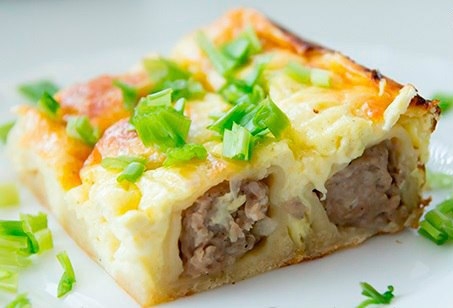 Запеканка из пельменей с сыром в духовке