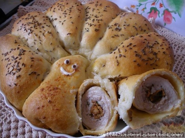 СОЧНЫЙ ПИРОГ С КУРИЦЕЙ "НАСЕДКА".