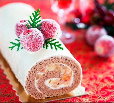 Рулет с яблоками и корицей