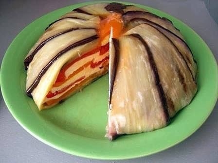 Баклажановый торт. Ну очень вкусно и красиво!
