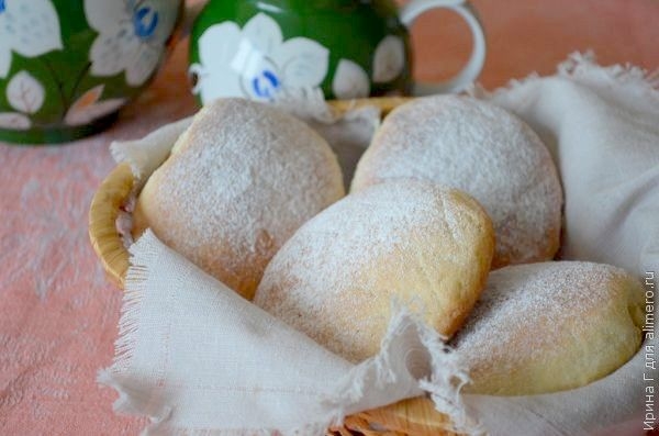 Колобушки на сметане - вкусные, мягкие, воздушные Колобушки на сметане - вкусные, мягкие, воздушные