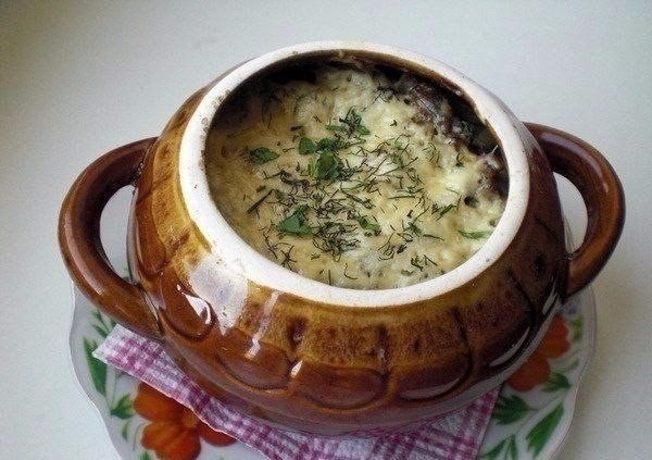 Фрикадельки с картошкой и грибами под сыром