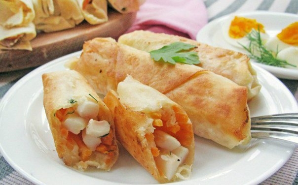 ГОРЯЧАЯ ЗАКУСКА ИЗ ЛАВАША С КАЛЬМАРОМ