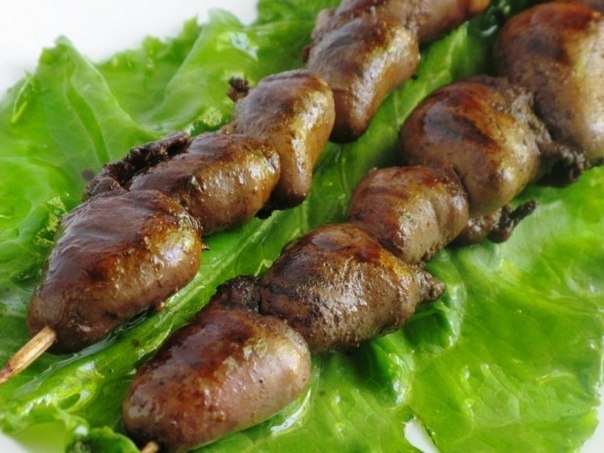 Куриные сердечки на мангале