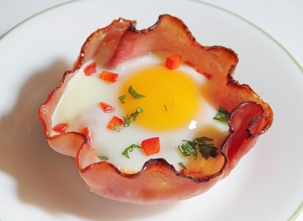 Вкусная идея для завтрака&hellip; Яйцо в ветчине