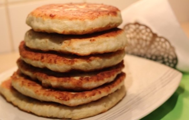 Сырные лепешки с грибной начинкой