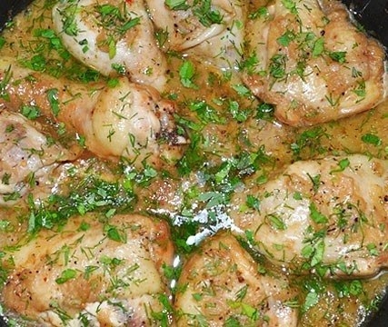 Курица в луковом соусе - все предельно просто, и предельно вкусно