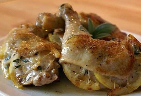 Сочный цыпленок с хрустящей корочкой и ароматом трав и лимона!!!