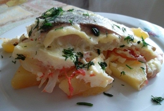 Рыбная запеканка с картошкой