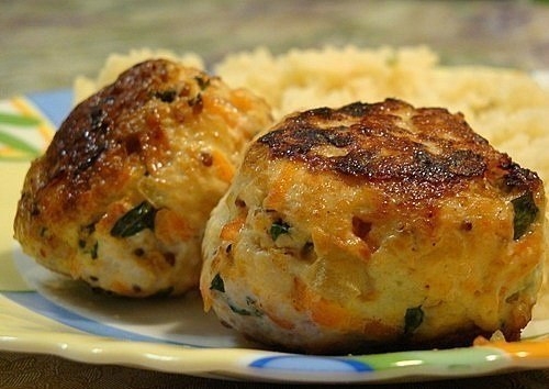 Котлеты из курицы с морковкой.